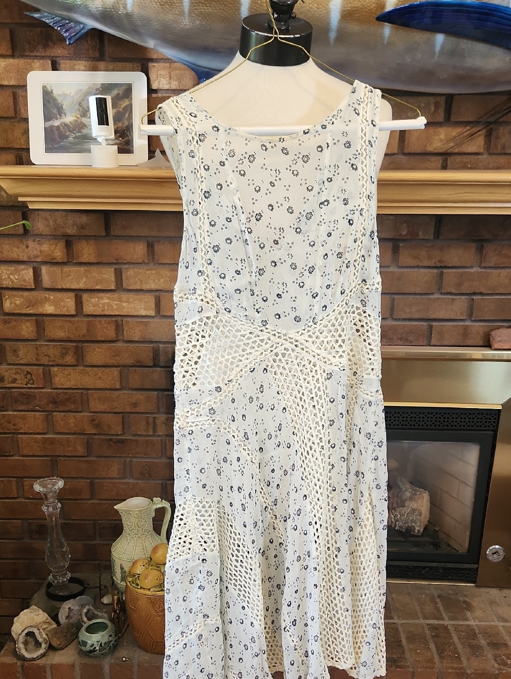 Floreat White Dress with Blue Floral Print and Crochet Cut Out Panels Sz 6 Sheer